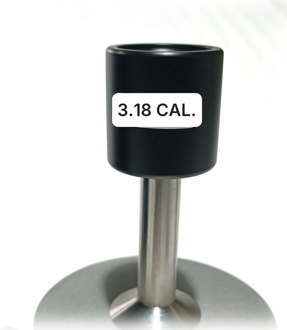 Calibration fixture for the 3.18 mm target ball