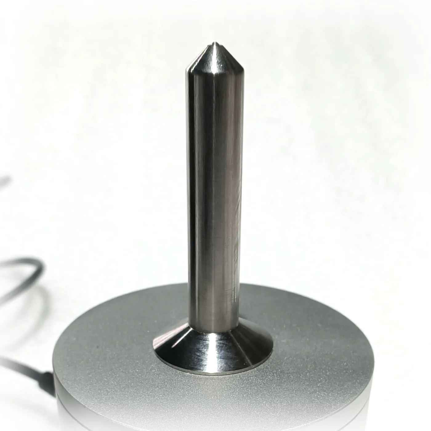 Stainless-steel probe of the KHT MTG-100 Hall-effect thickness gauge